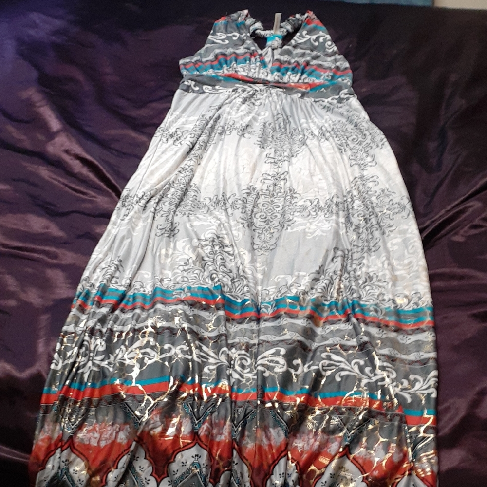 V-Neck maxi dress